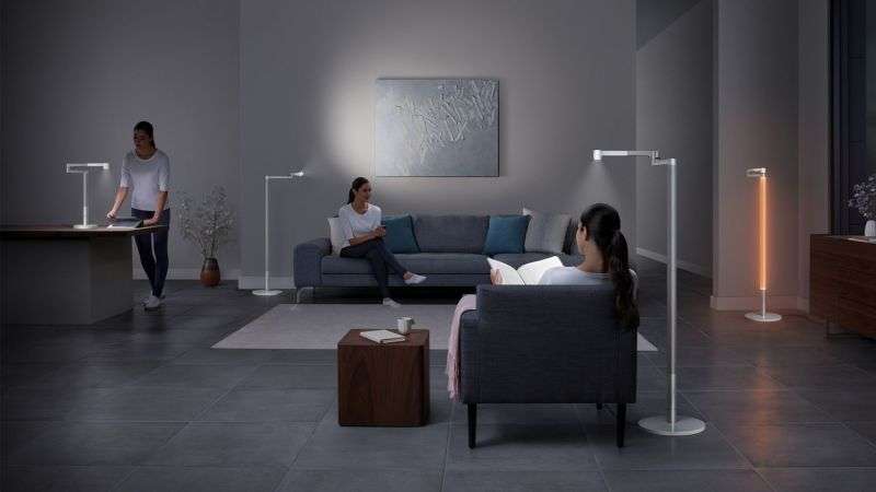 Dyson Solarcycle Morph™ desk light (White/Silver)